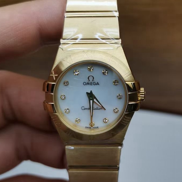 オメガ時計正面デザイン